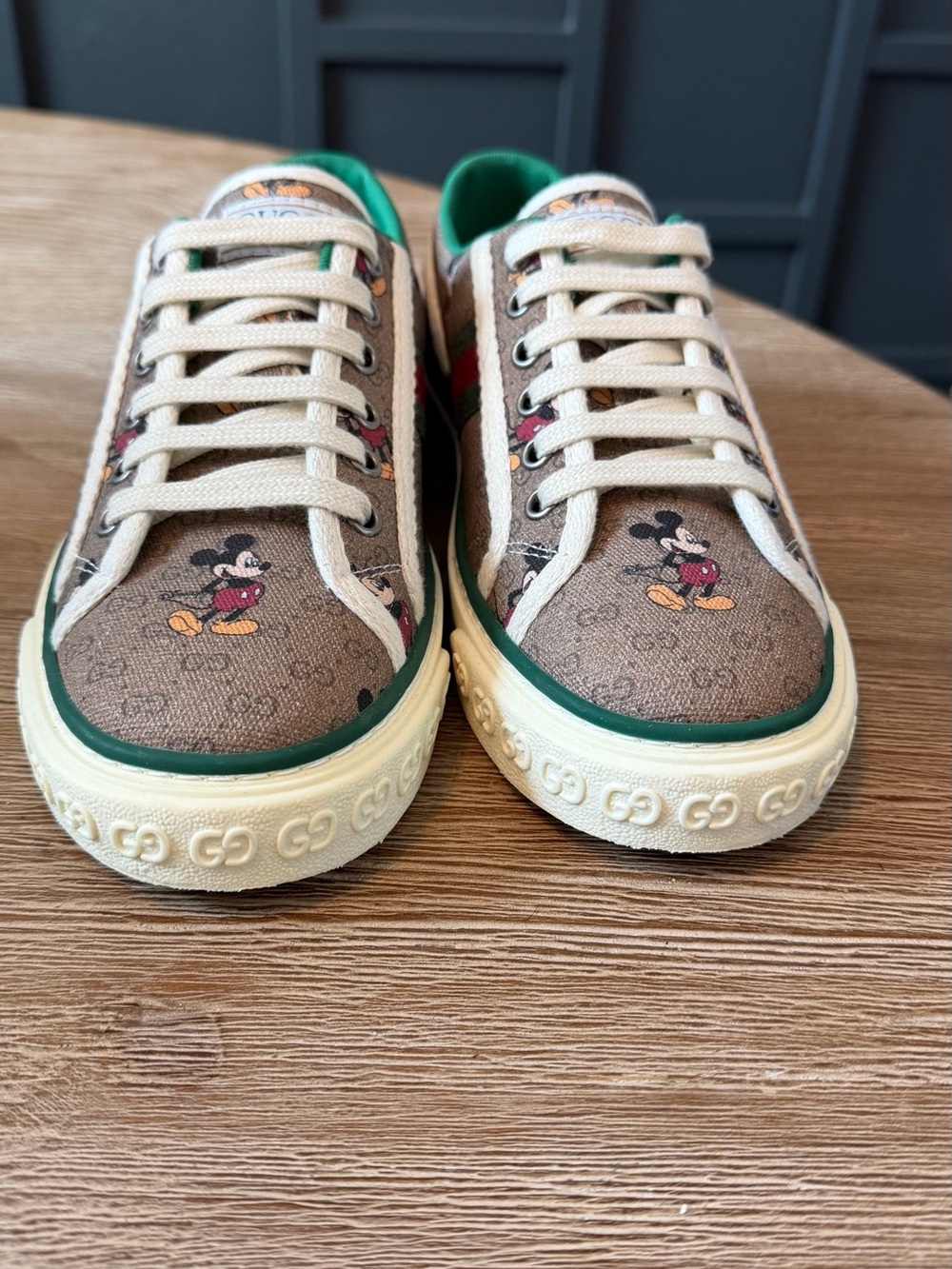 Gucci x Disney Tennis 1977 Mickey Mouse Sneakers Like New
